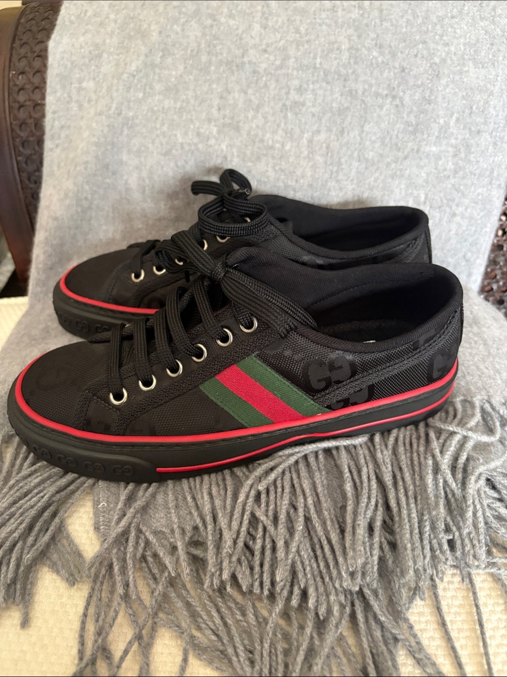 Black Low-Top Sneakers with Red & Green Web Stripe - Picture 2 of 10